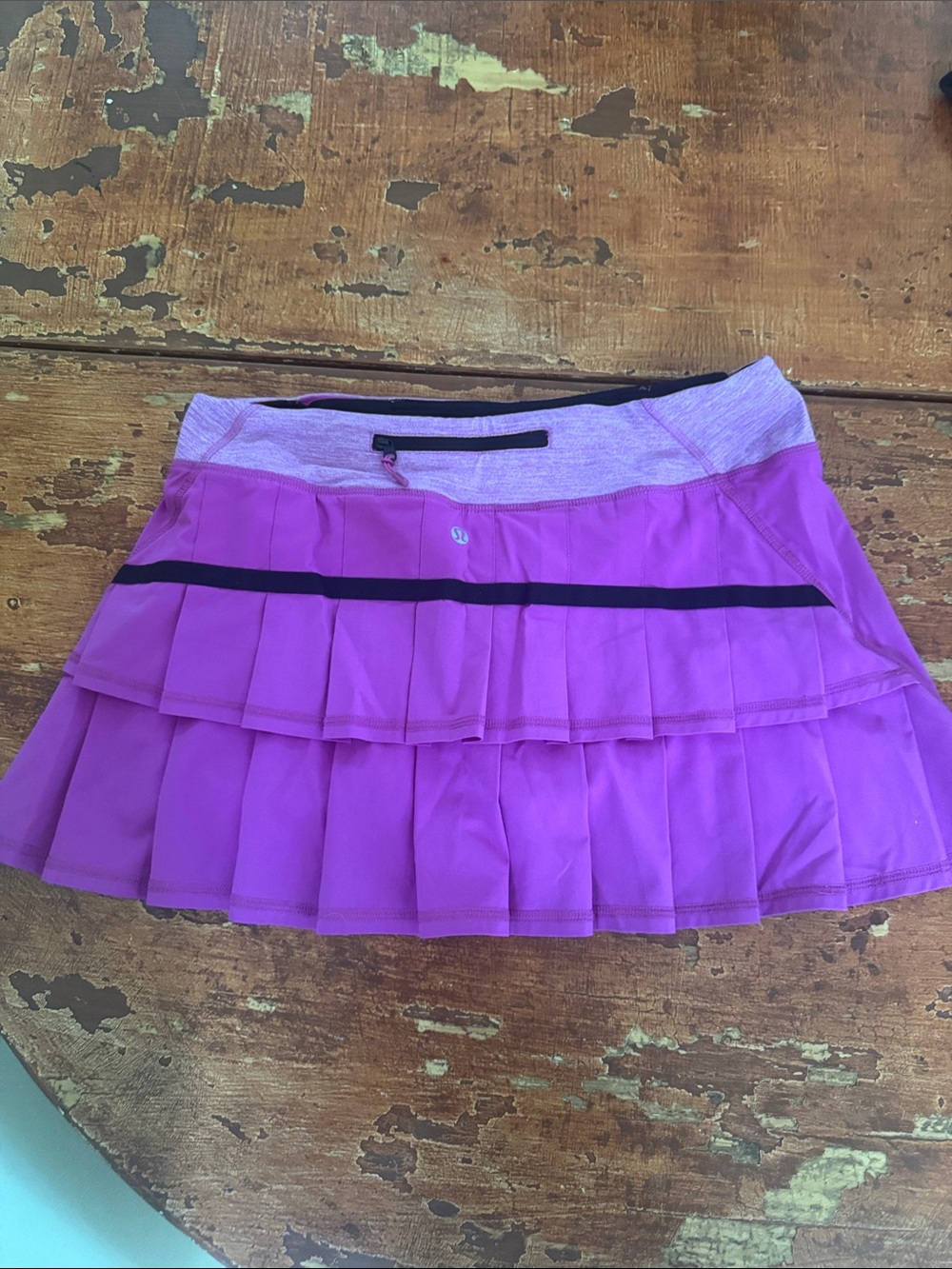 lululemon athletica Magenta Skater Skirt with Heathered Waistband - Picture 2 of 2